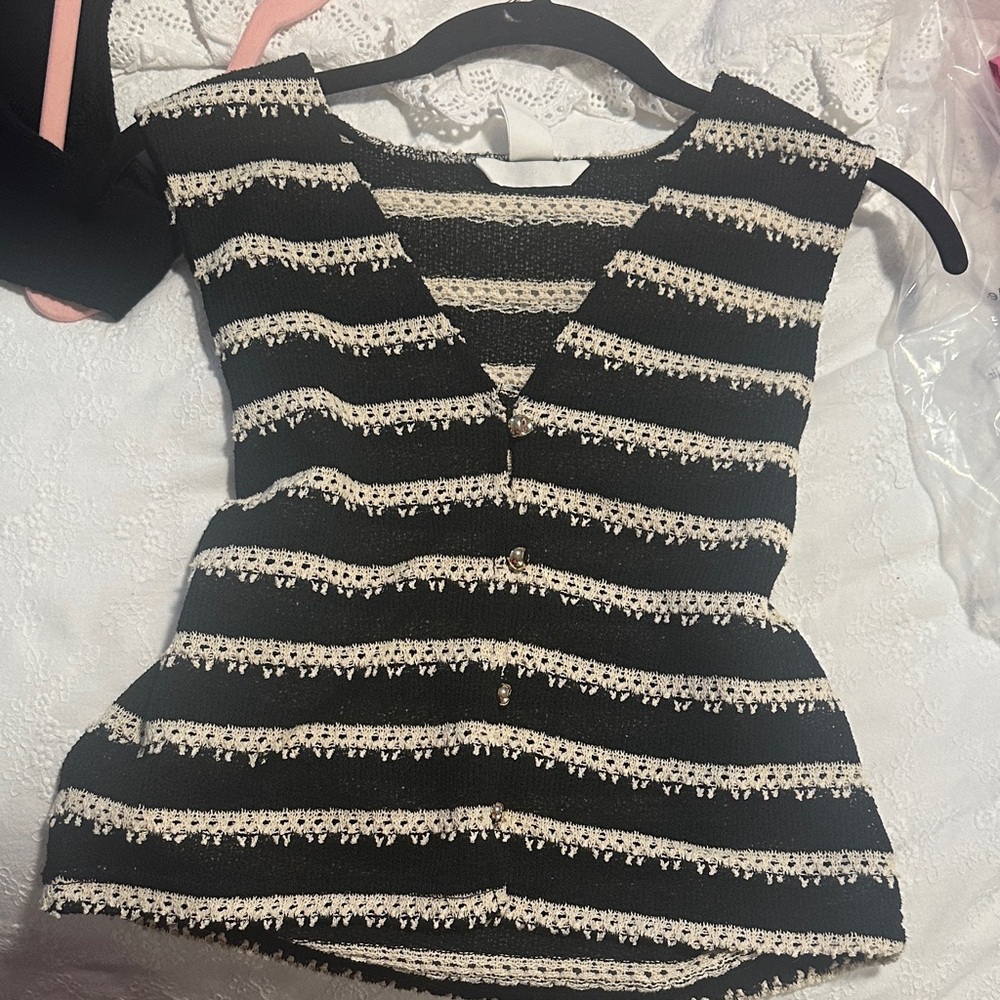Black and cream striped top